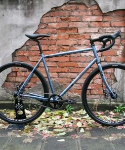 Bombtrack Arise 2 Disc 2021 SRAM Apex1 1x11- Glossy Metallic Pearl Blue