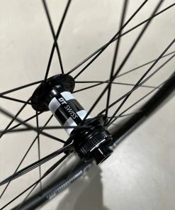 DT-Swiss GR531 X DT-Swiss 350 Road Centerlock Laufradsatz - 28 Loch 8 DT-Swiss GR531 X DT-Swiss 350 Road Centerlock Laufradsatz - 28 Loch -Fahrrad Verkaufsladen DT GR531 DT350 LRS 3