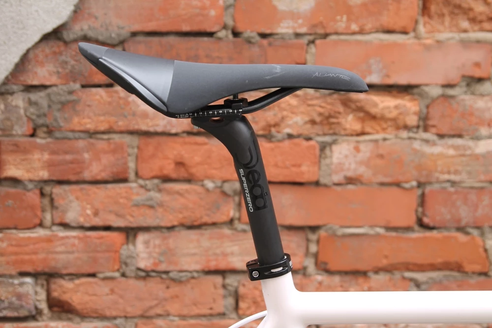 Deda-elementi Deda Superzero Carbon Sattelstütze - BOB 2 Deda-elementi Deda Superzero Carbon Sattelstütze - BOB – Bild 2