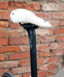 Deda-elementi Deda Superzero Carbon Sattelstütze - BOB 5 Deda-elementi Deda Superzero Carbon Sattelstütze - BOB -Fahrrad Verkaufsladen Deda superzero sattelstuetze 3 scaled