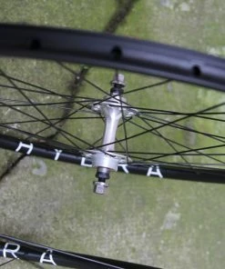 H+Son THE HYDRA X SwiftArt. Boost Track Laufradsatz 32 Loch -Fahrrad Verkaufsladen H Son Hydra LRS 8