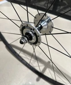 H+Son Archetype X DT-Swiss 370 Track Naben Laufradsatz - Anodized Grey 20/24Loch -Fahrrad Verkaufsladen H Son Arche DT370 LRS Grey 11