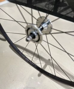 H+Son Archetype X DT-Swiss 370 Track Naben Laufradsatz - Anodized Grey 20/24Loch -Fahrrad Verkaufsladen H Son Arche DT370 LRS Grey 7