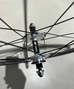 H+Son Archetype X DT-Swiss 370 Track Naben Laufradsatz - Anodized Grey 20/24Loch -Fahrrad Verkaufsladen H Son Arche DT370 LRS Grey 9