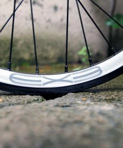 Halo EX-3 20" Vorderrad Mit Shutter Precision Nabendynamo SD-8 Disc / Schwarz -Fahrrad Verkaufsladen Halo EX3 Shutter SD8 3