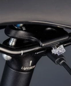 LightSKIN LED Sattelstütze Mit Integriertem Rücklicht -Fahrrad Verkaufsladen Lightskin LED Sattelstuetze 2