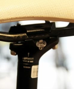 LightSKIN LED Sattelstütze Mit Integriertem Rücklicht -Fahrrad Verkaufsladen Lightskin LED Sattelstuetze 5
