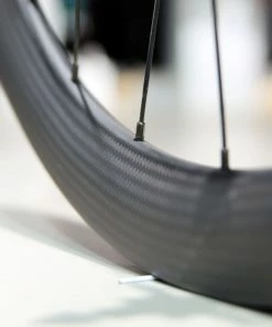 SMParts. Force 45, T700 Clincher TLR Carbon Felge 3K Twill Weave, 700c 28" -Fahrrad Verkaufsladen SMP Force45 Carbonfelge 3K 6