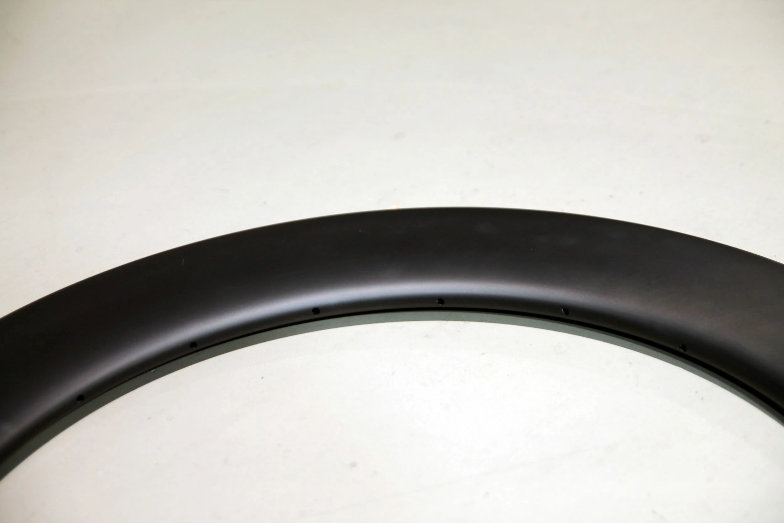 SMParts. Force 85, T700 Clincher TLR Carbon Felge UD Matt, 700c 28" 3 SMParts. Force 85, T700 Clincher TLR Carbon Felge UD Matt, 700c 28" – Bild 3