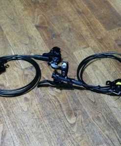 Shimano Scheibenbremsanlage 4-Kolben BR-MT420 & SLX BL-7100 Hebel Für (e)Bullitt