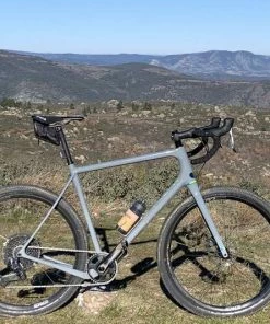 OPEN Cycle OPEN WI.DE Gravel Bike Komplettrad / SRAM Force / Eagle AXS, ENVE Parts 650b/27.5" - Grey