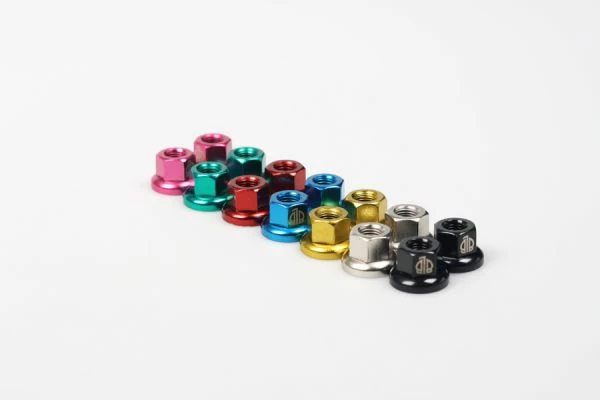 BLB Achsmuttern 9mm & 10mm 3 BLB Achsmuttern 9mm & 10mm – Bild 3