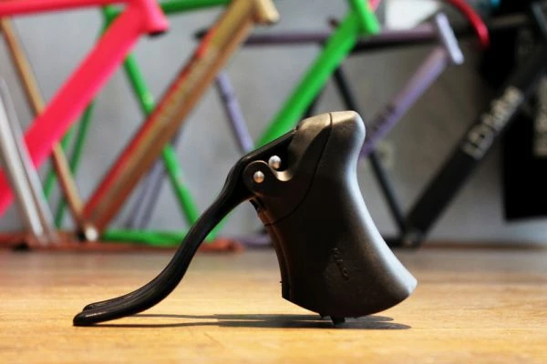 Tektro Rennradbremshebel-Set RL-520 RX 5.0 Schwarz 1 Tektro Rennradbremshebel-Set RL-520 RX 5.0 Schwarz